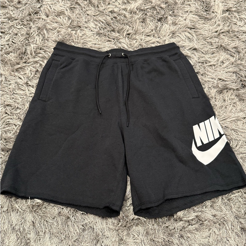 Nike Club Alumni Fremch Terry Shorts Black. Mens Large